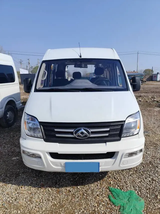 2021 MAXUS XinTu V80 2.0T 127HP L4 6MT,autocango,china used car exporter,china ev exporter,chinese used car exporter,chinese used ev exporter