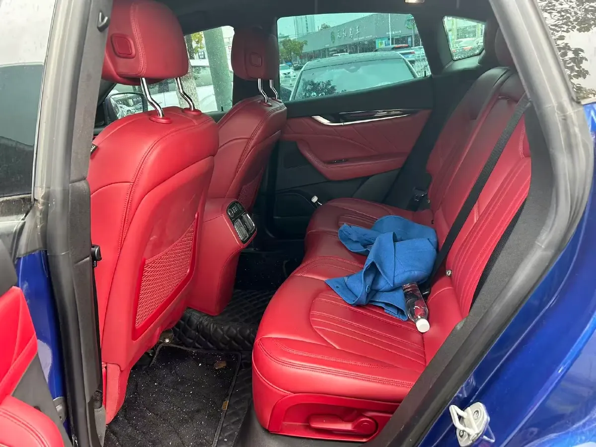 2021 Maserati Levante 3.0T 350HP V6 8AT,autocango,china used car exporter,china ev exporter,chinese used car exporter,chinese used ev exporter