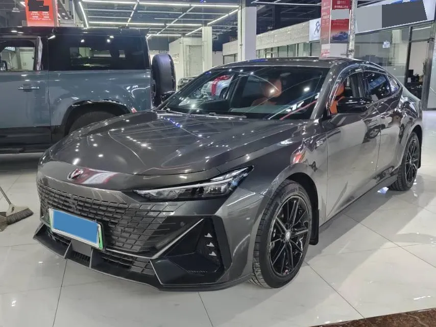 2023 ChangAn UNI-V iDD 1.5T 170HP L4 6TCT PHEV 18.4KWH,autocango,china used car exporter,china ev exporter,chinese used car exporter,chinese used ev exporter