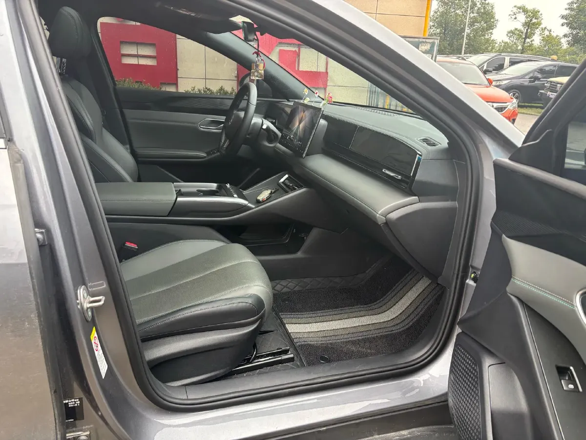 2025 BYD QinL BEV,autocango,china used car exporter,china ev exporter,chinese used car exporter,chinese used ev exporter