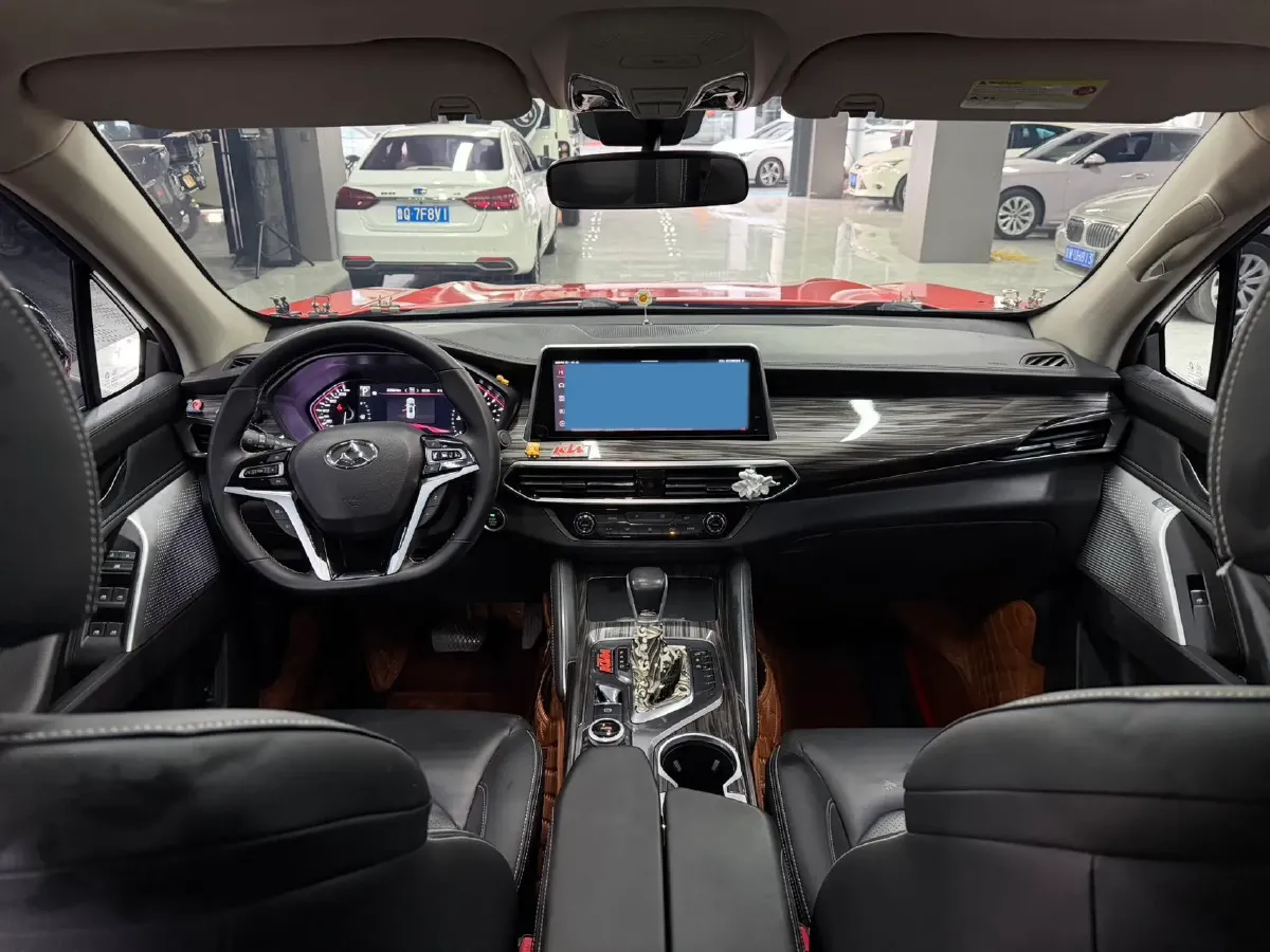 2017 MAXUS D90 2.0T 224HP L4 6AT,autocango,china used car exporter,china ev exporter,chinese used car exporter,chinese used ev exporter