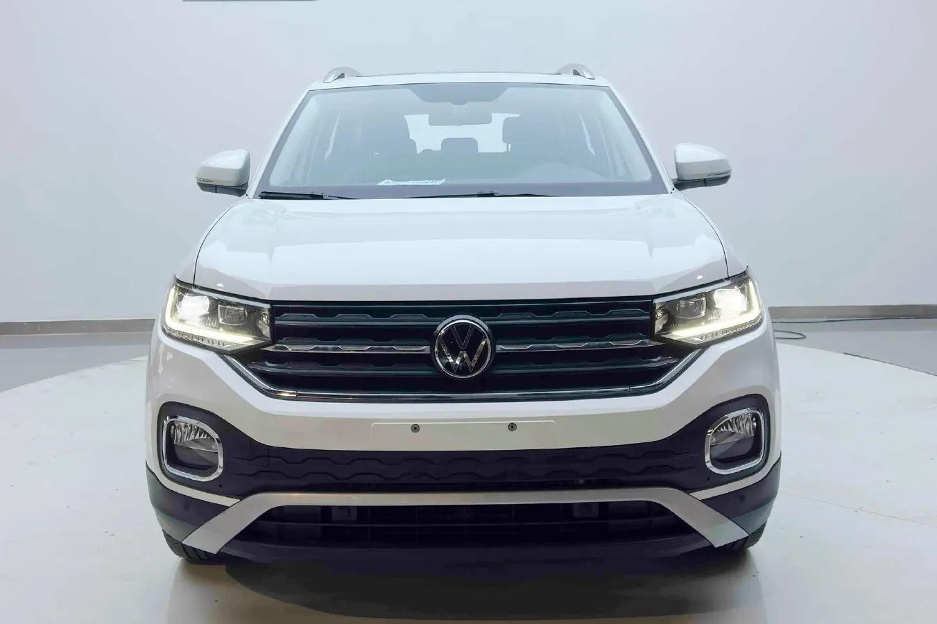 2021 Volkswagen Tacqua 1.5L 113HP L4 6AT,autocango,china used car exporter,china ev exporter,chinese used car exporter,chinese used ev exporter