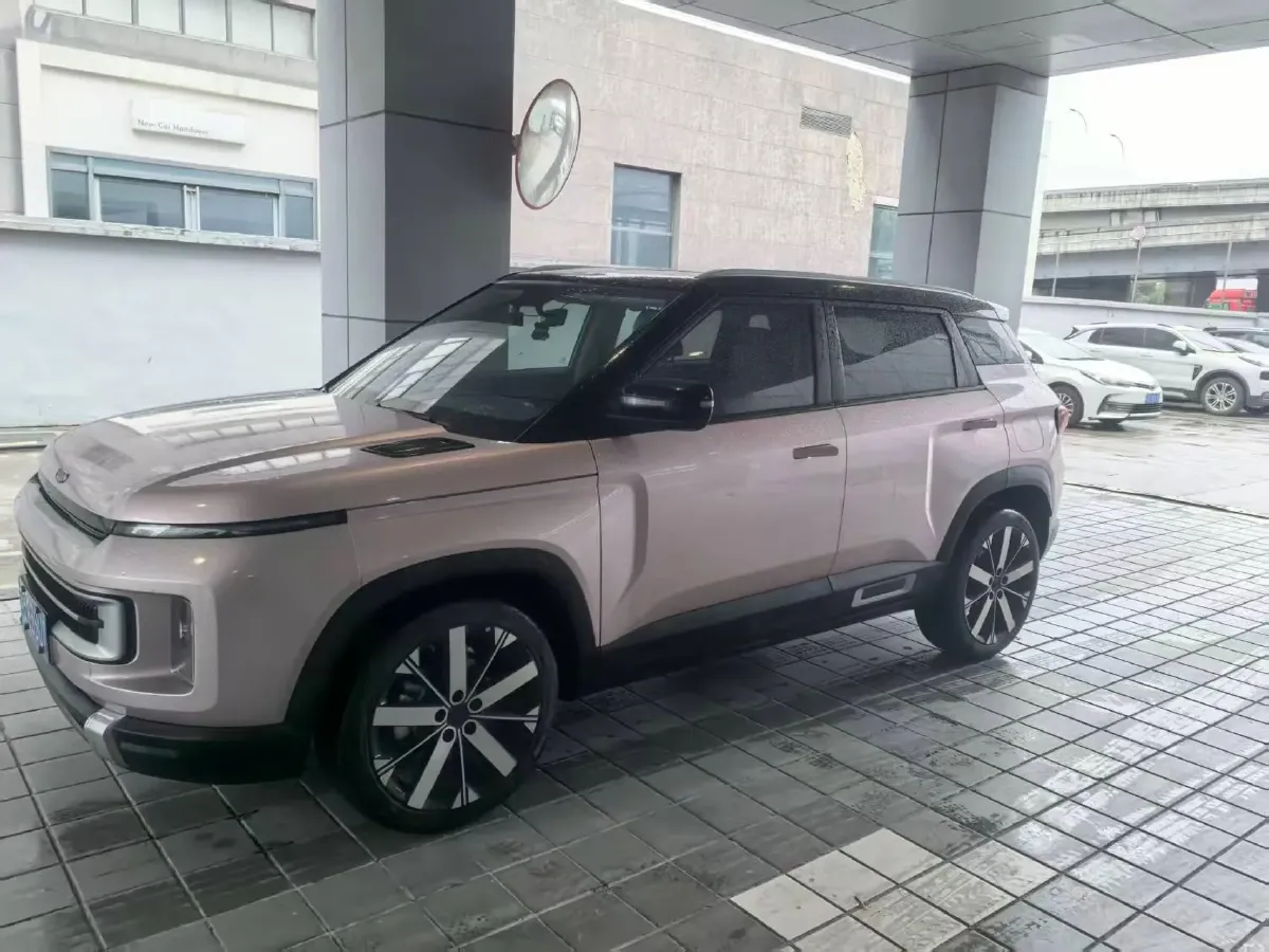 2023 Geely ICON 1.5T 181HP L4 7DCT,autocango,china used car exporter,china ev exporter,chinese used car exporter,chinese used ev exporter