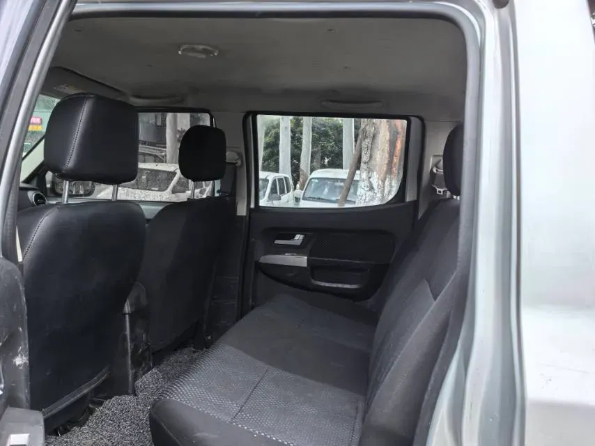 2018 Dongfeng RuiQi 2.5T 140HP L4 6MT,autocango,china used car exporter,china ev exporter,chinese used car exporter,chinese used ev exporter