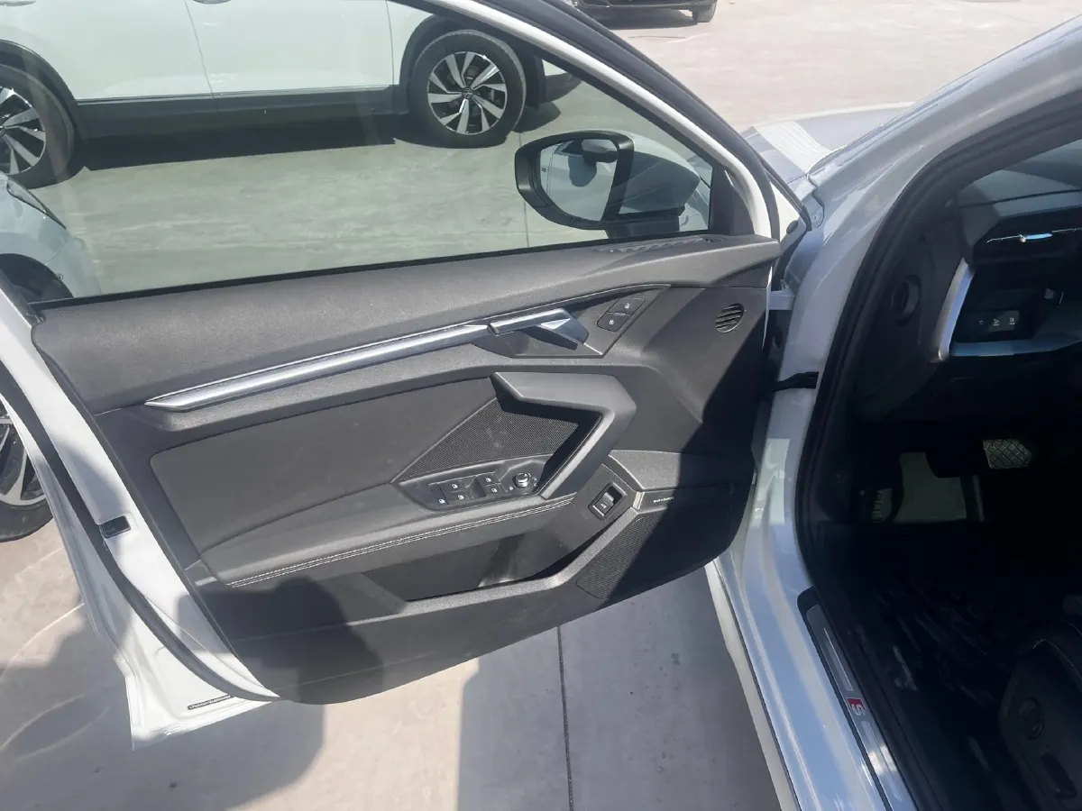 2023 Audi A3 1.4T 150HP L4 7DCT,autocango,china used car exporter,china ev exporter,chinese used car exporter,chinese used ev exporter