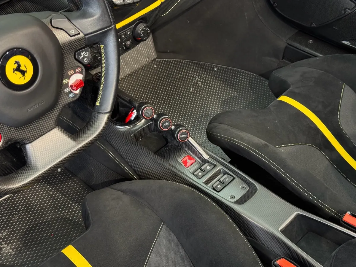 2018 Ferrari 488 3.9T 720HP V8 7DCT,autocango,china used car exporter,china ev exporter,chinese used car exporter,chinese used ev exporter