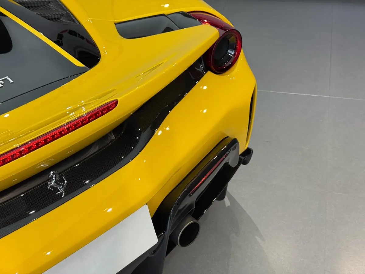 2018 Ferrari 488 3.9T 720HP V8 7DCT,autocango,china used car exporter,china ev exporter,chinese used car exporter,chinese used ev exporter