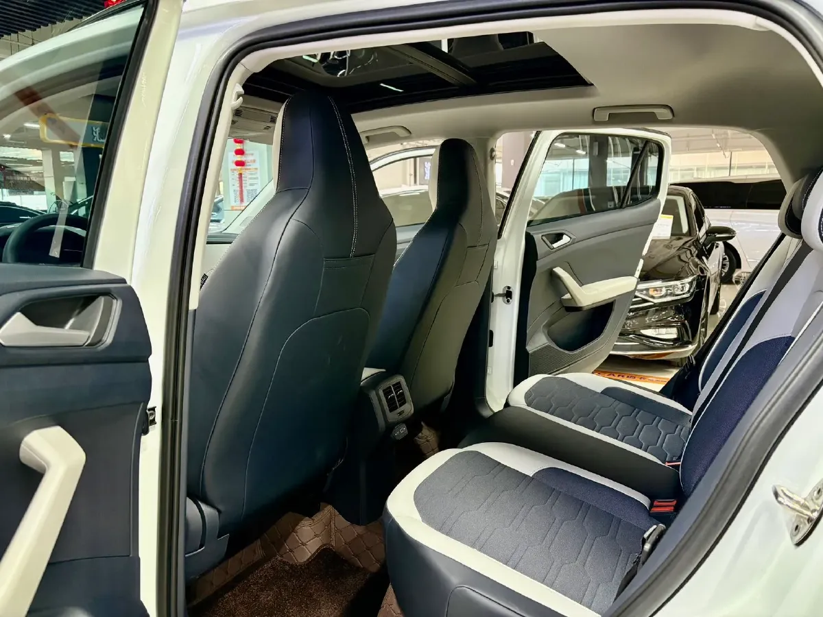 2026 Volkswagen Tharu 1.5L 110HP L4 6AT,autocango,china used car exporter,china ev exporter,chinese used car exporter,chinese used ev exporter