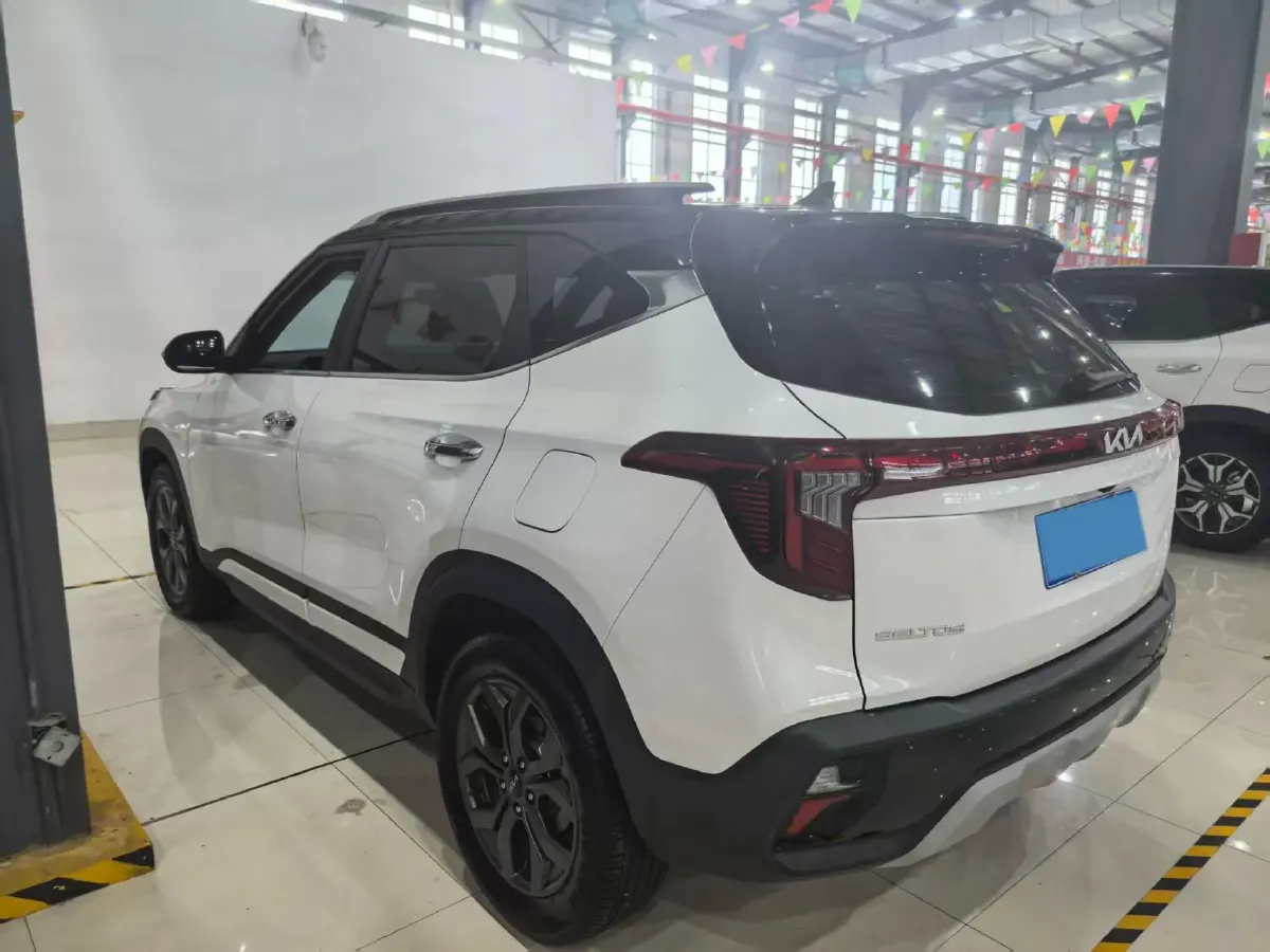 2023 Kia Seltos 1.5L 115HP L4 CVT,autocango,china used car exporter,china ev exporter,chinese used car exporter,chinese used ev exporter