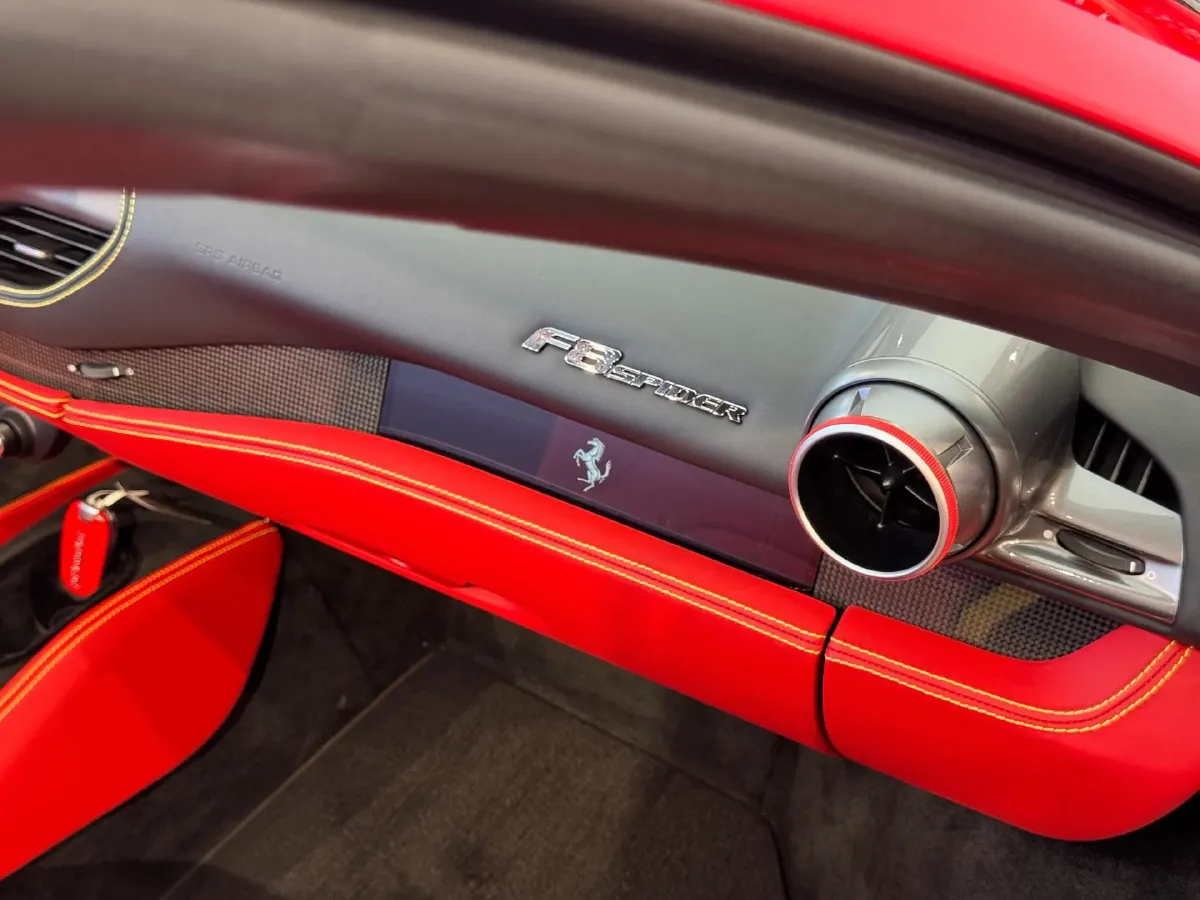 2020 Ferrari F8 3.9T 720HP V8 7DCT,autocango,china used car exporter,china ev exporter,chinese used car exporter,chinese used ev exporter