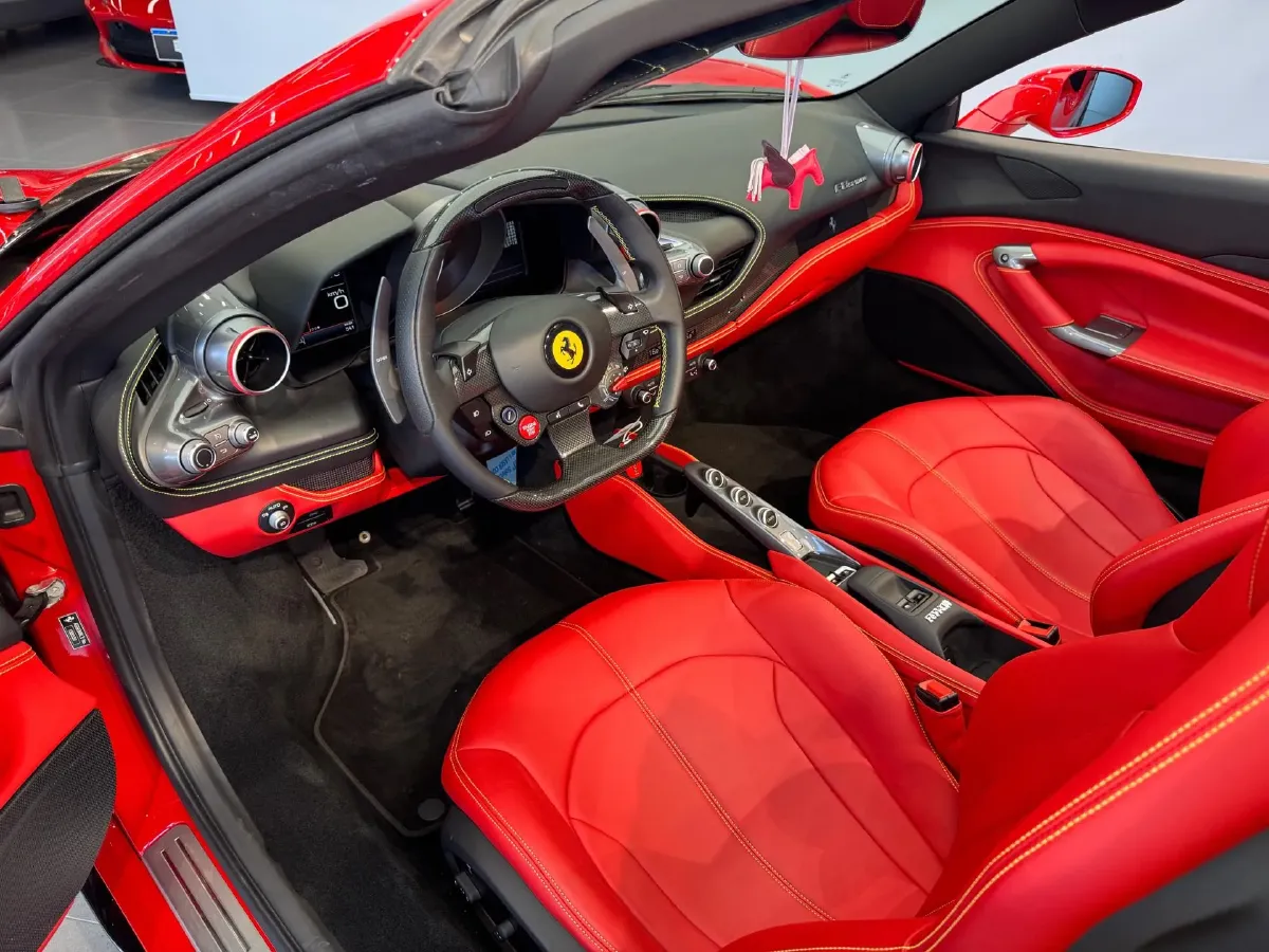 2020 Ferrari F8 3.9T 720HP V8 7DCT,autocango,china used car exporter,china ev exporter,chinese used car exporter,chinese used ev exporter