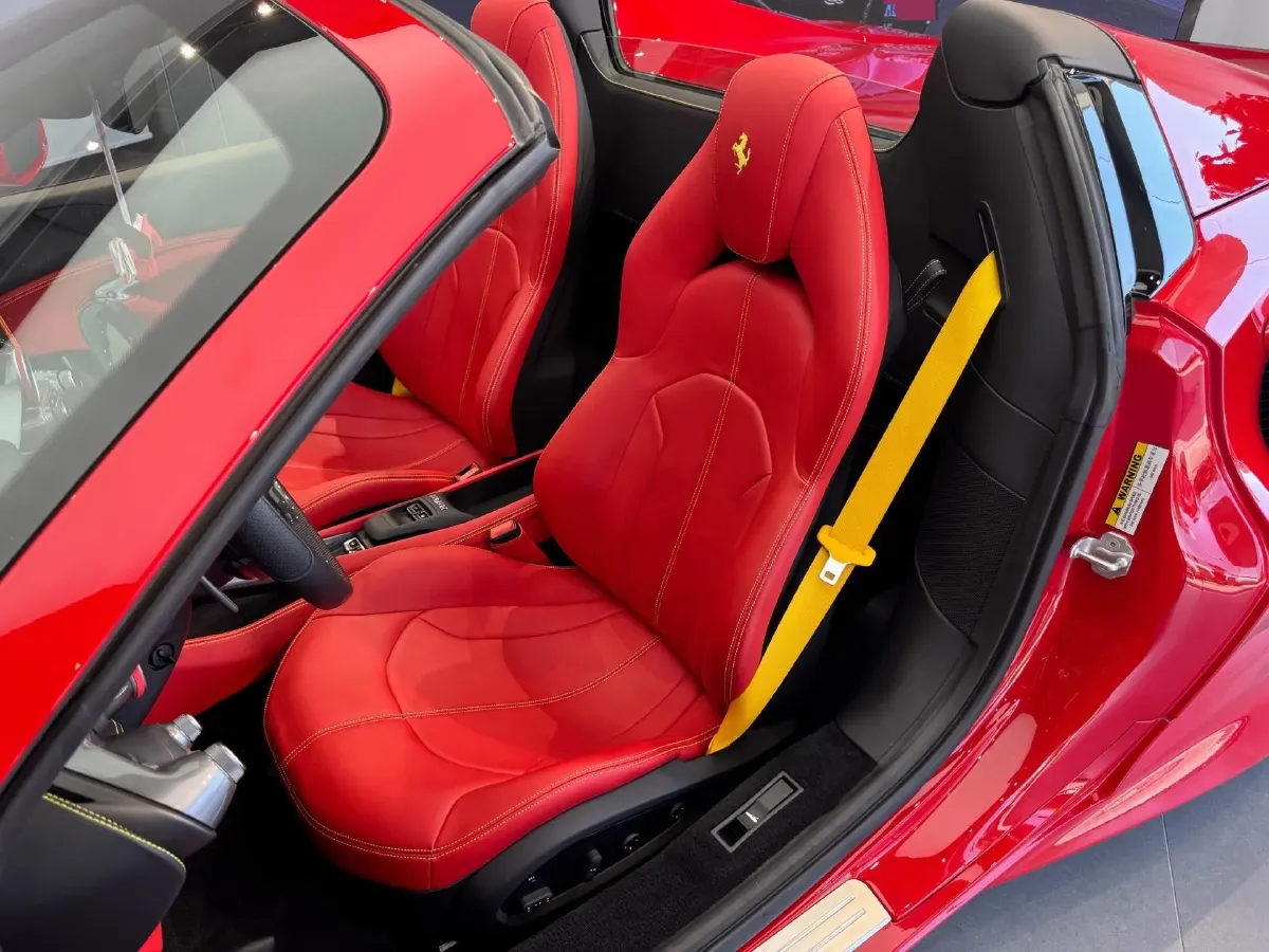 2020 Ferrari F8 3.9T 720HP V8 7DCT,autocango,china used car exporter,china ev exporter,chinese used car exporter,chinese used ev exporter