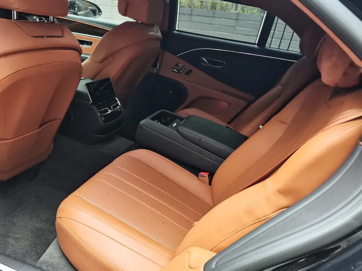 2020 Bentley Flying Spur 6.0T 635HP W12 8DCT,autocango,china used car exporter,china ev exporter,chinese used car exporter,chinese used ev exporter