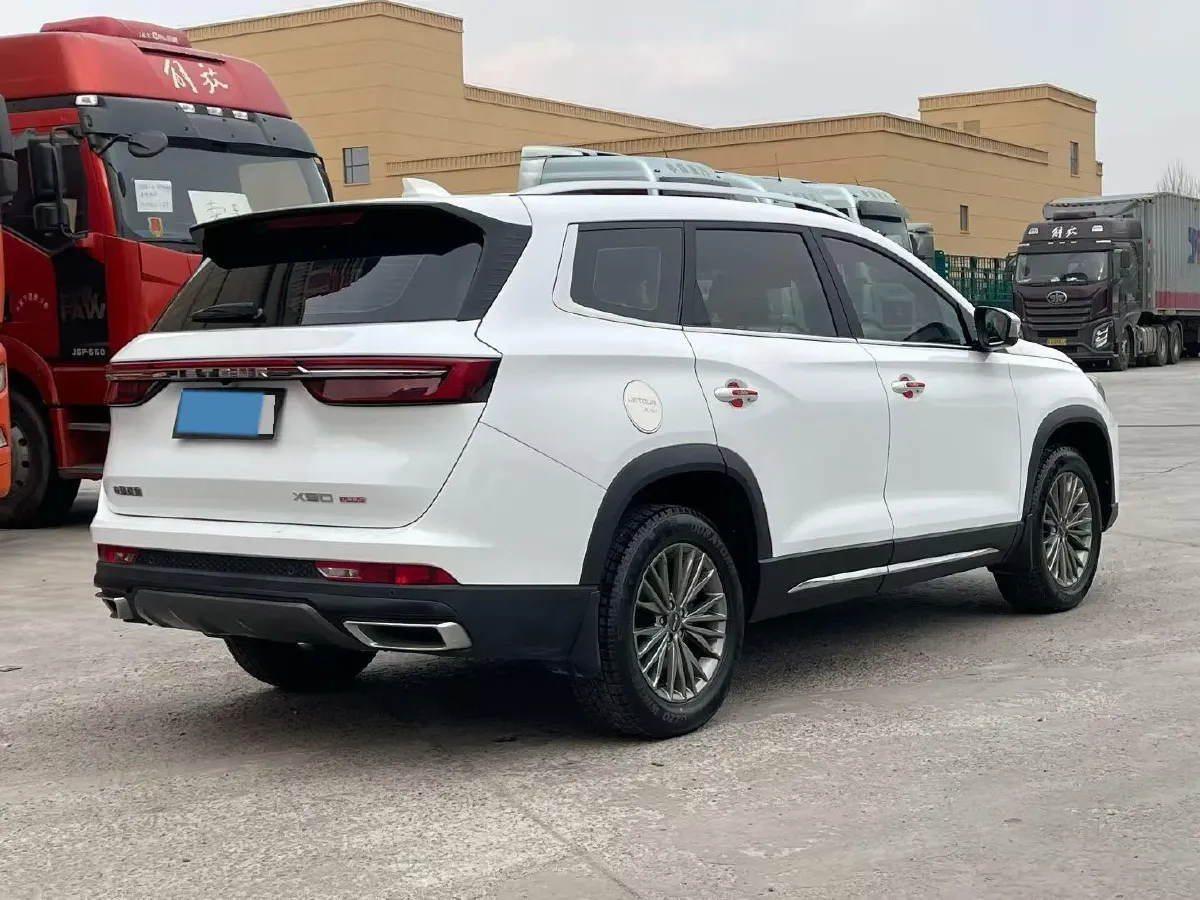 2021 Jetour X90 Plus 1.5T 156HP L4 6MT,autocango,china used car exporter,china ev exporter,chinese used car exporter,chinese used ev exporter