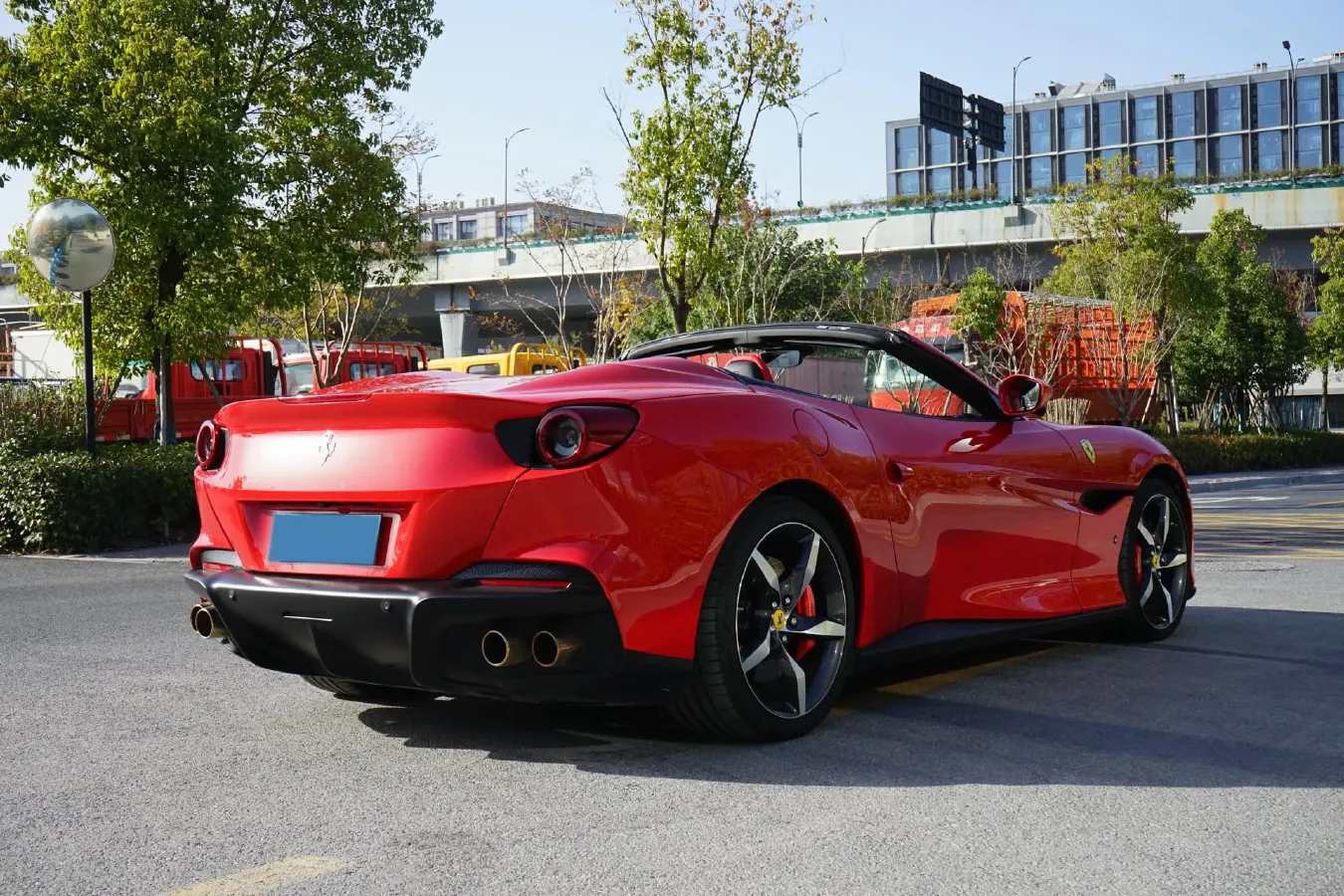 2021 Ferrari Portofino 3.9T 620HP V8 8DCT,autocango,china used car exporter,china ev exporter,chinese used car exporter,chinese used ev exporter
