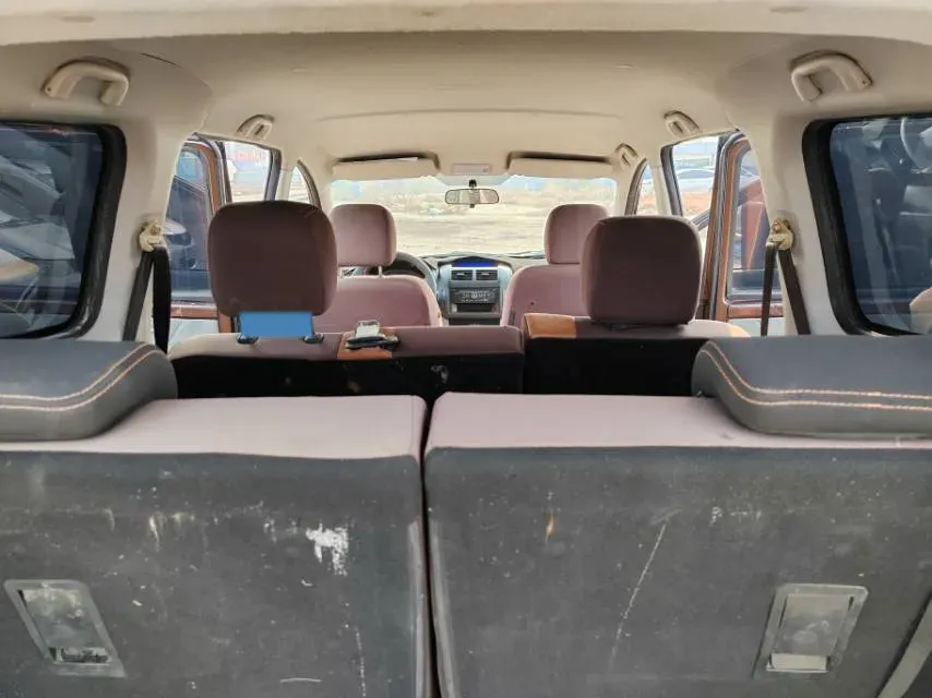 2016 BAIC WeiWang M35 1.5L 116HP L4 5MT,autocango,china used car exporter,china ev exporter,chinese used car exporter,chinese used ev exporter