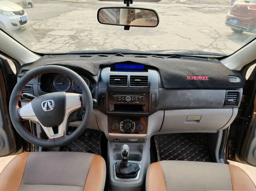 2016 BAIC WeiWang M35 1.5L 116HP L4 5MT,autocango,china used car exporter,china ev exporter,chinese used car exporter,chinese used ev exporter