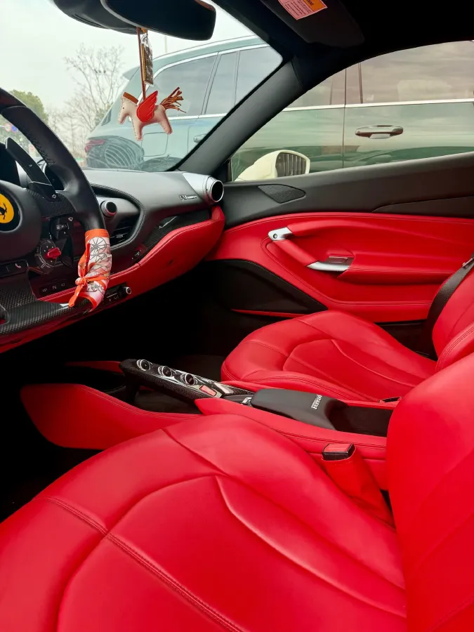 2019 Aston Martin DB11 5.2T 639HP V12 8AT,autocango,china used car exporter,china ev exporter,chinese used car exporter,chinese used ev exporter