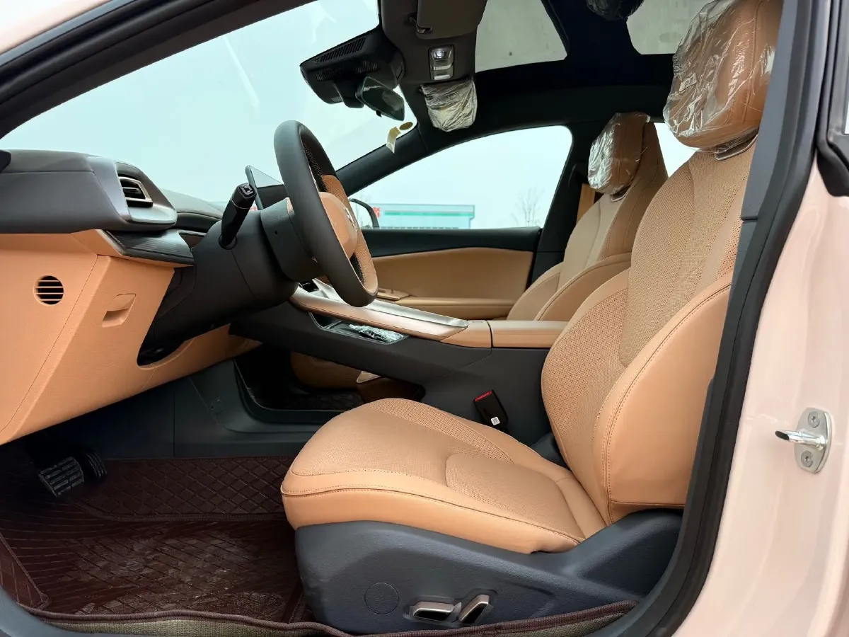 2025 ARCFOX αS5 BEV,autocango,china used car exporter,china ev exporter,chinese used car exporter,chinese used ev exporter