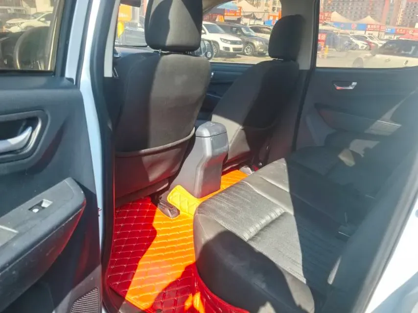 2018 Isuzu Jim 2.8T 116HP L4 5MT,autocango,china used car exporter,china ev exporter,chinese used car exporter,chinese used ev exporter