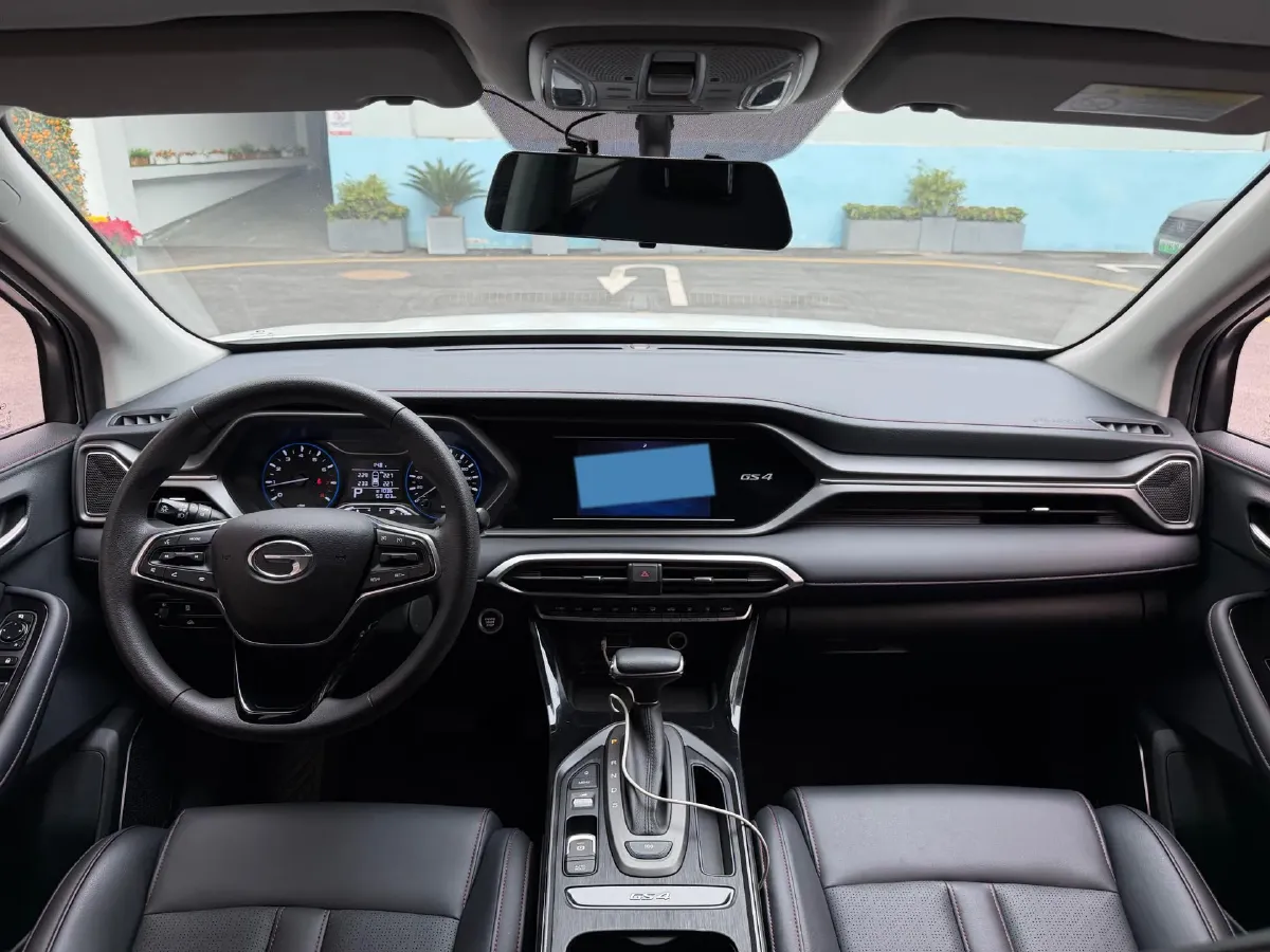 2021 GAC Trumpchi GS4 1.5T 169HP L4 7DCT,autocango,china used car exporter,china ev exporter,chinese used car exporter,chinese used ev exporter