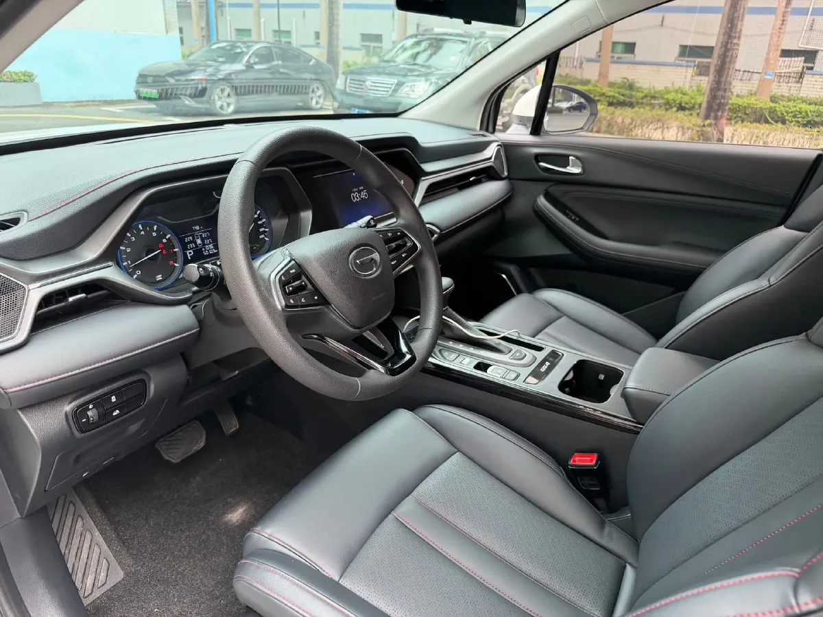 2021 GAC Trumpchi GS4 1.5T 169HP L4 7DCT,autocango,china used car exporter,china ev exporter,chinese used car exporter,chinese used ev exporter