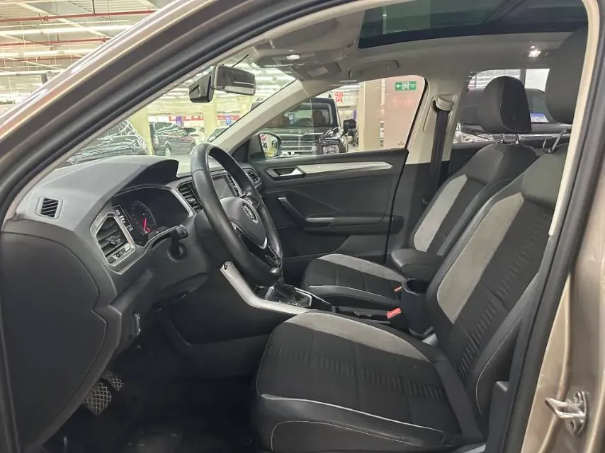 2018 Borgward BX5 1.8T 190HP L4 6AT,autocango,china used car exporter,china ev exporter,chinese used car exporter,chinese used ev exporter