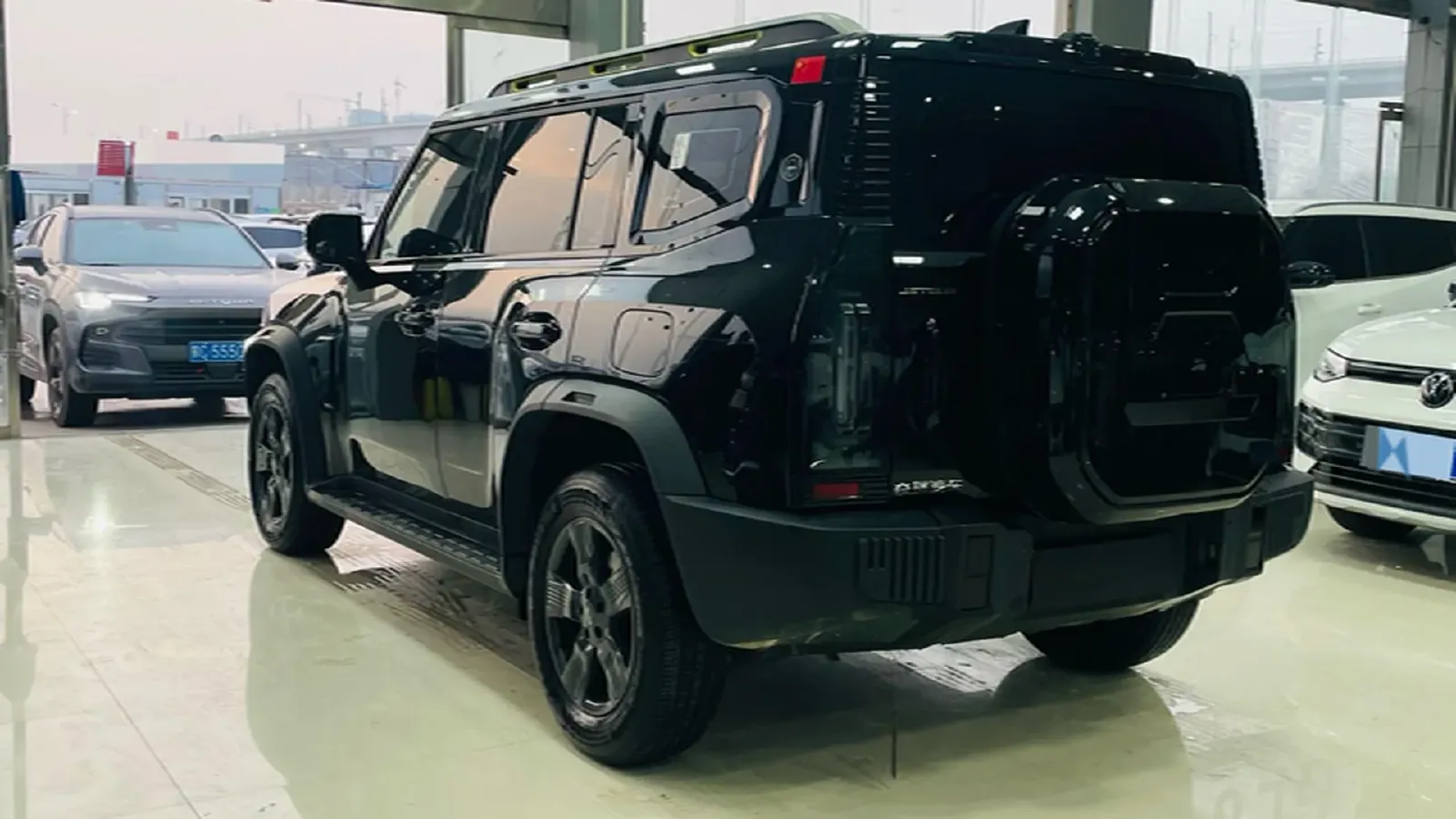 2023 Jetour Traveller 1.5T 184HP L4 7DCT,autocango,china used car exporter,china ev exporter,chinese used car exporter,chinese used ev exporter