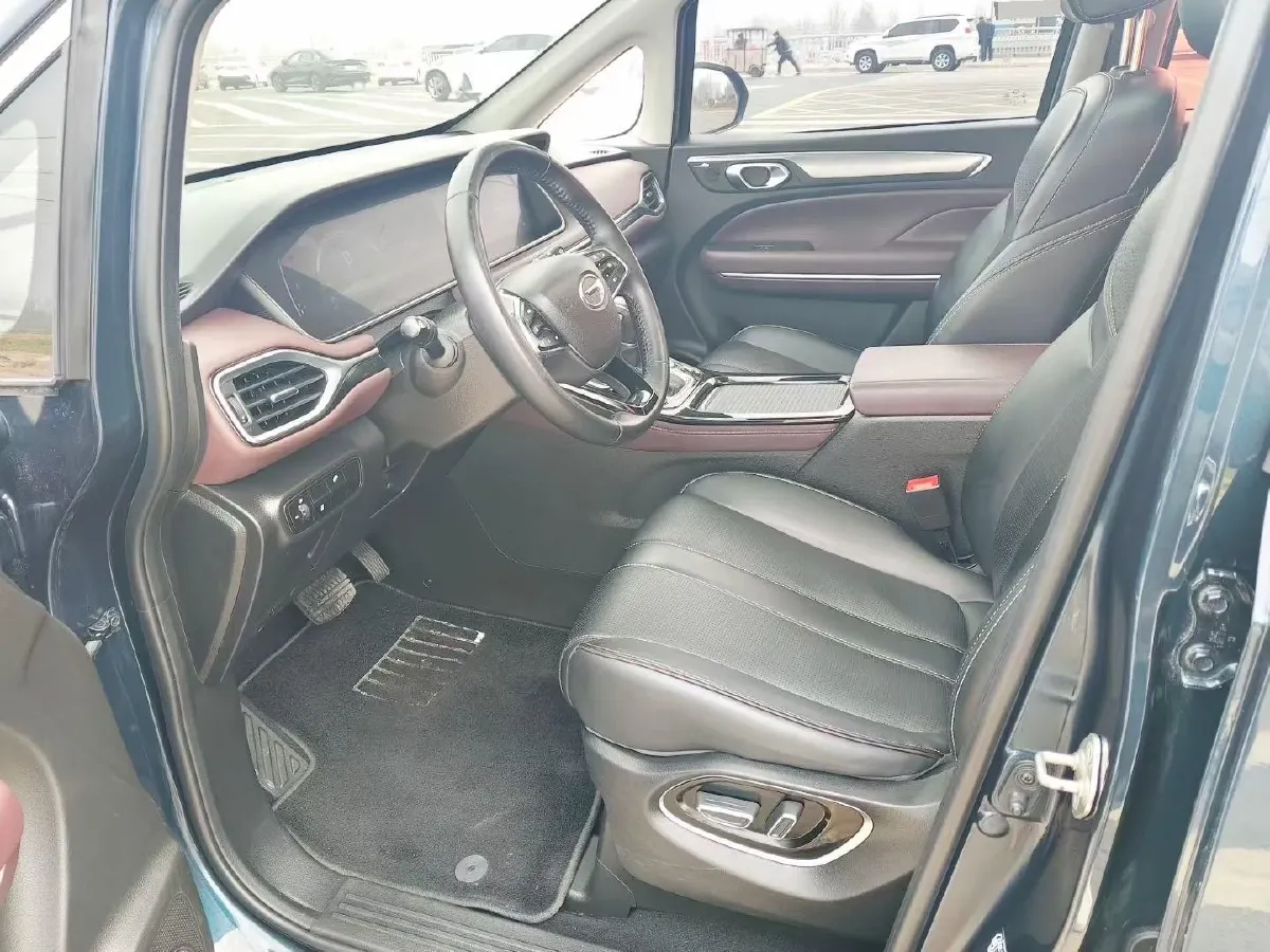 2023 GAC Trumpchi M6 1.5T 177HP L4 7DCT,autocango,china used car exporter,china ev exporter,chinese used car exporter,chinese used ev exporter