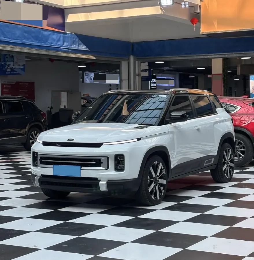 2023 Geely ICON 1.5T 181HP L4 7DCT,autocango,china used car exporter,china ev exporter,chinese used car exporter,chinese used ev exporter