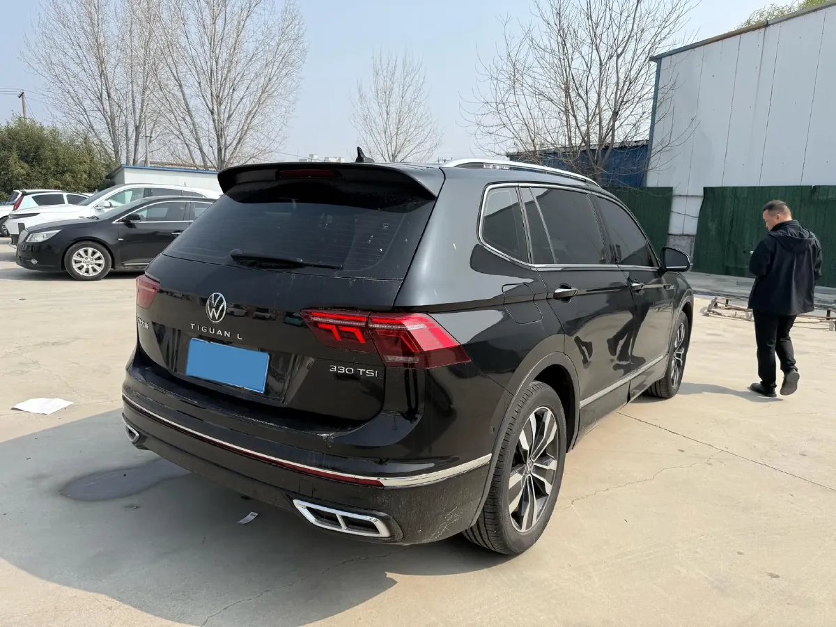 2024 Volkswagen Tiguan L 2.0T 186HP L4 7DCT,autocango,china used car exporter,china ev exporter,chinese used car exporter,chinese used ev exporter