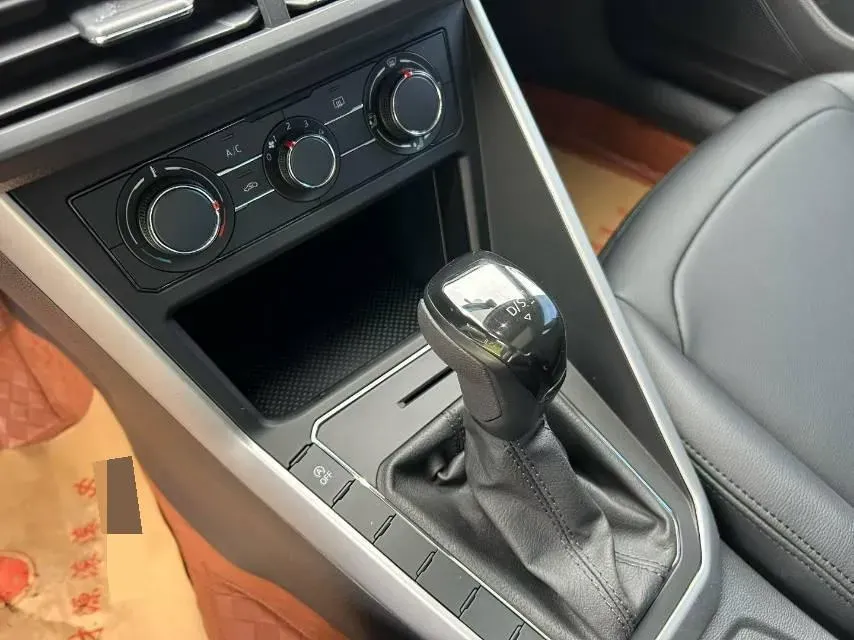 2021 Bestune T55 1.5T 169HP L4 7DCT,autocango,china used car exporter,china ev exporter,chinese used car exporter,chinese used ev exporter