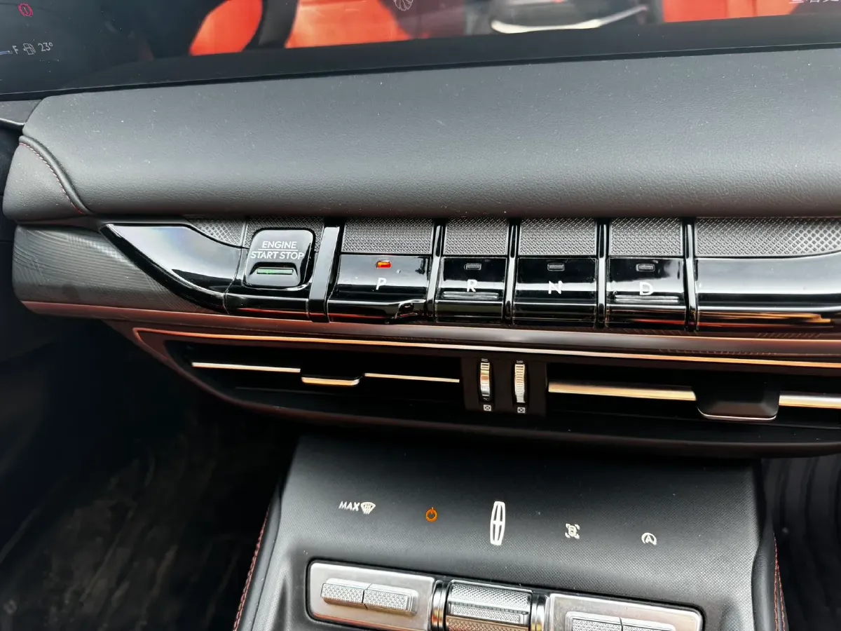 2025 Lincoln Z 2.0T 261HP L4 8AT,autocango,china used car exporter,china ev exporter,chinese used car exporter,chinese used ev exporter