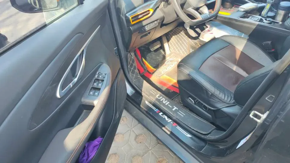 2022 ChangAn UNI-T 1.5T 188HP L4 7DCT,autocango,china used car exporter,china ev exporter,chinese used car exporter,chinese used ev exporter