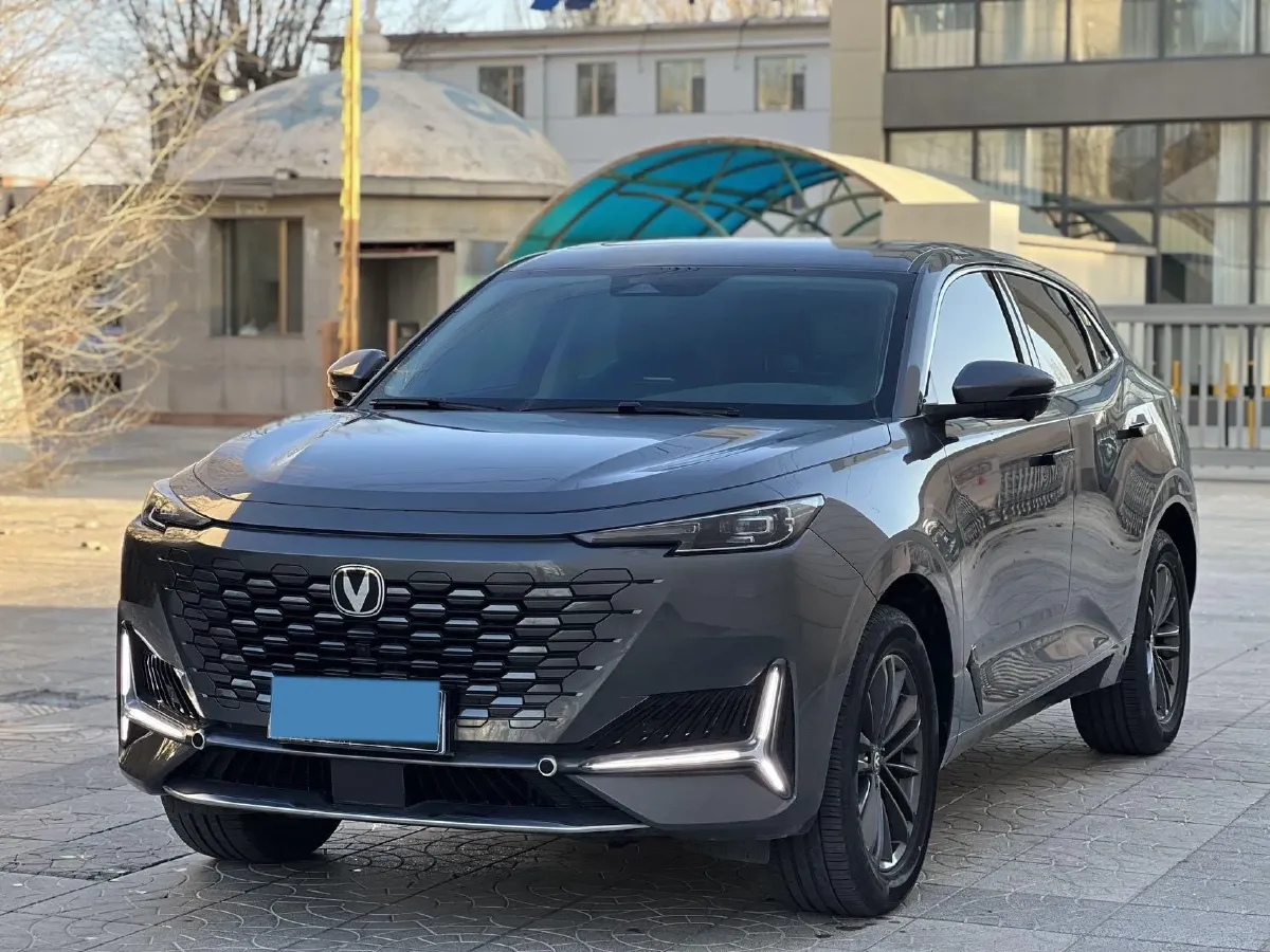 2024 ChangAn UNI-K 2.0T 233HP L4 8AT,autocango,china used car exporter,china ev exporter,chinese used car exporter,chinese used ev exporter
