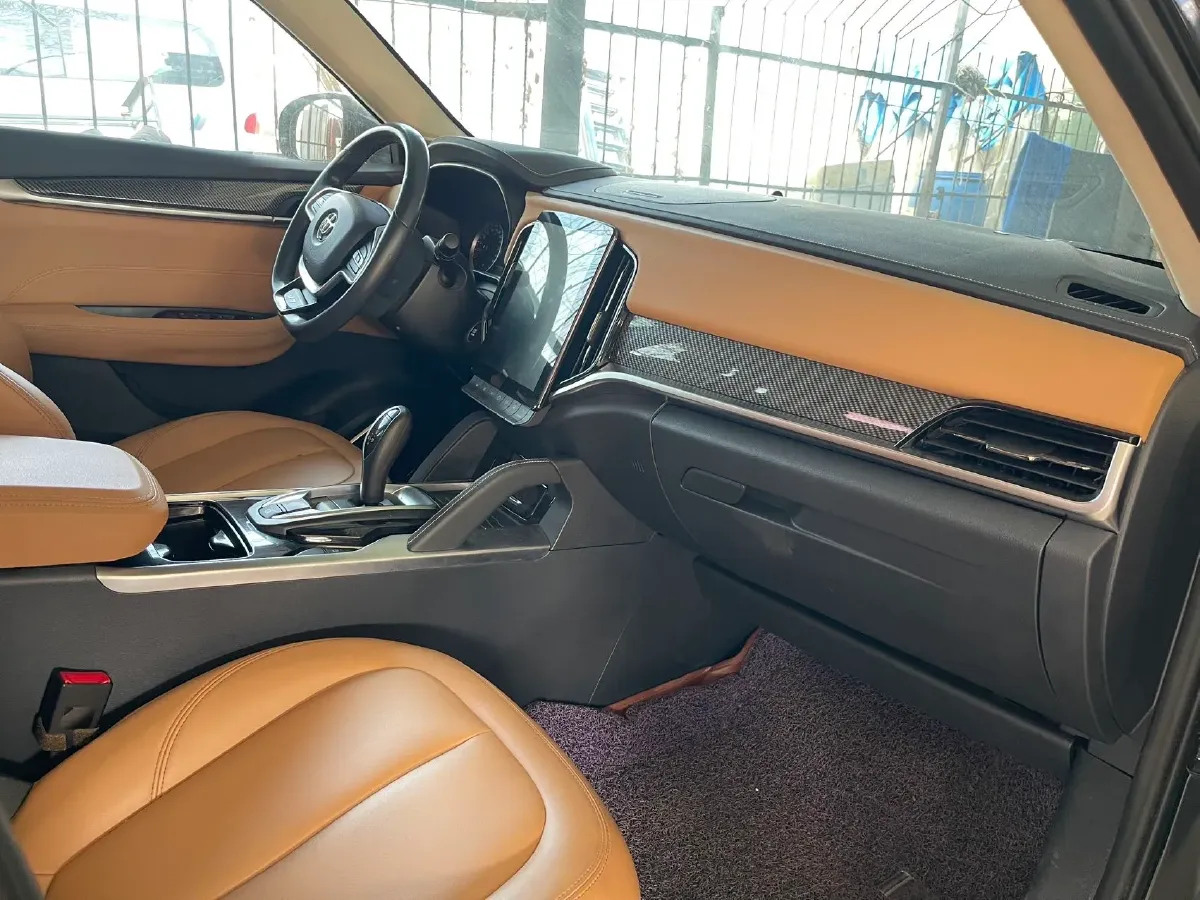 2018 Brilliance Auto V7 1.6T 204HP L4 7DCT,autocango,china used car exporter,china ev exporter,chinese used car exporter,chinese used ev exporter