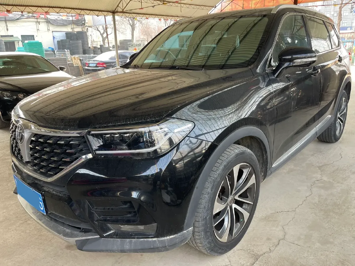 2018 Brilliance Auto V7 1.6T 204HP L4 7DCT,autocango,china used car exporter,china ev exporter,chinese used car exporter,chinese used ev exporter