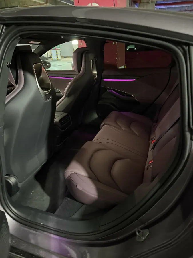 2024 MI SU7 BEV 101KWH,autocango,china used car exporter,china ev exporter,chinese used car exporter,chinese used ev exporter