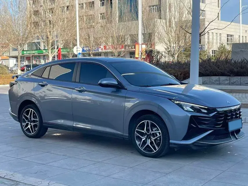 2025 DongFeng Aeolus YiXuan 1.5L 125HP L4 6DCT,autocango,china used car exporter,china ev exporter,chinese used car exporter,chinese used ev exporter