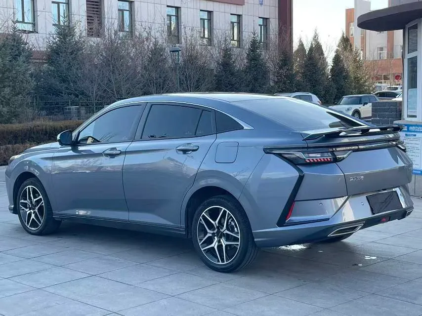 2025 DongFeng Aeolus YiXuan 1.5L 125HP L4 6DCT,autocango,china used car exporter,china ev exporter,chinese used car exporter,chinese used ev exporter