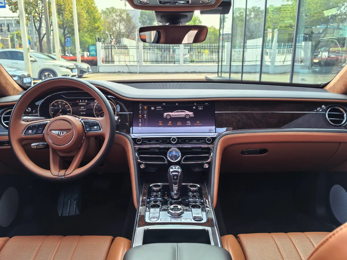 2021 Bentley Flying Spur 4.0T 550HP V8 8DCT,autocango,china used car exporter,china ev exporter,chinese used car exporter,chinese used ev exporter