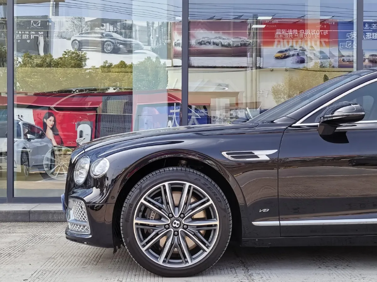 2021 Bentley Flying Spur 4.0T 550HP V8 8DCT,autocango,china used car exporter,china ev exporter,chinese used car exporter,chinese used ev exporter