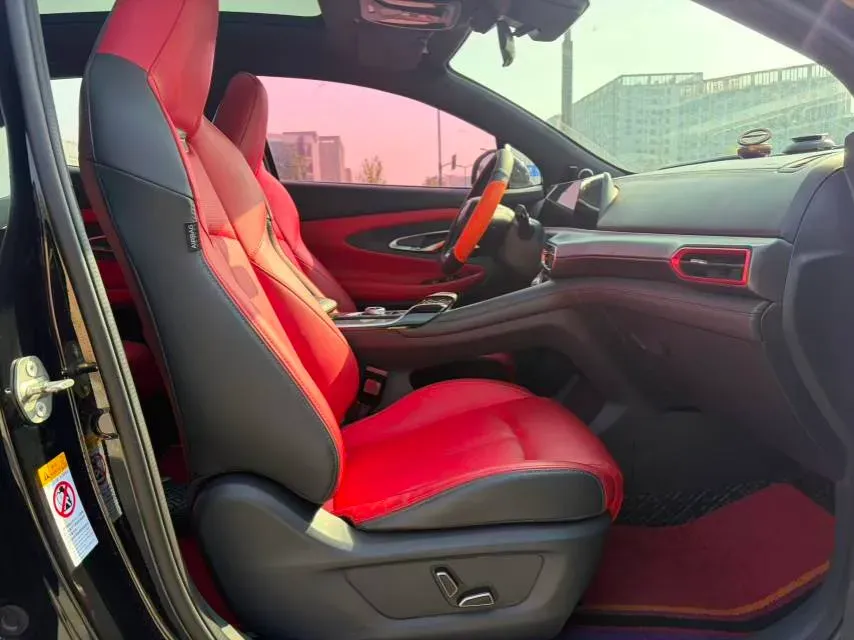 2020 ChangAn UNI-T 1.5T 180HP L4 7DCT,autocango,china used car exporter,china ev exporter,chinese used car exporter,chinese used ev exporter