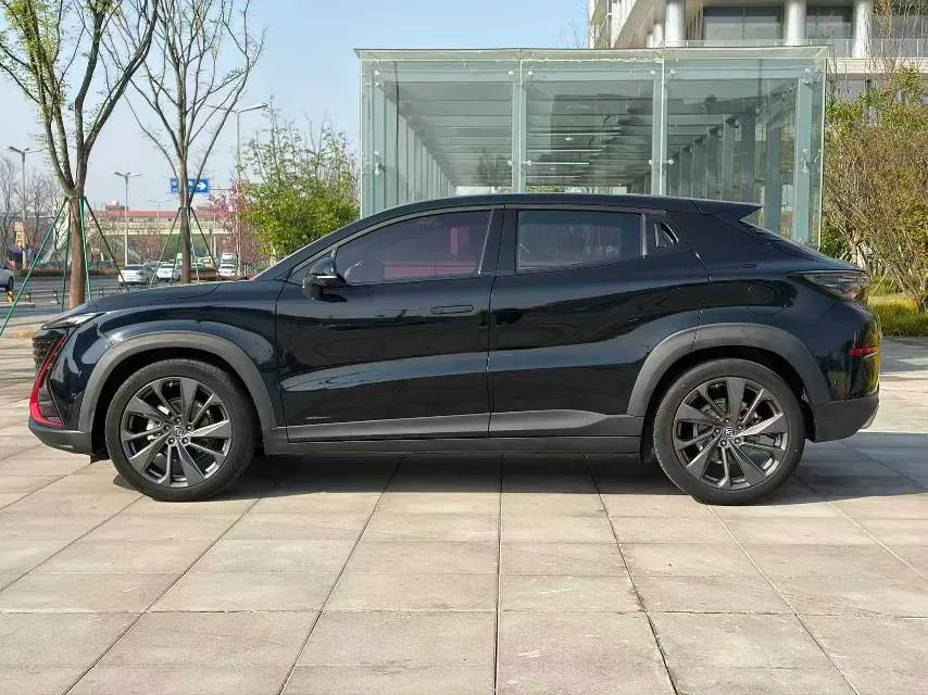 2020 ChangAn UNI-T 1.5T 180HP L4 7DCT,autocango,china used car exporter,china ev exporter,chinese used car exporter,chinese used ev exporter