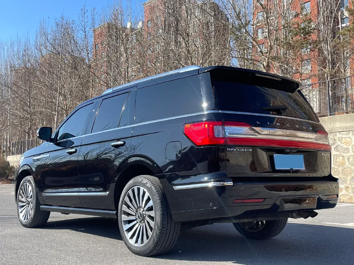 2019 Lincoln Navigator 3.5T 388HP V6 10AT,autocango,china used car exporter,china ev exporter,chinese used car exporter,chinese used ev exporter