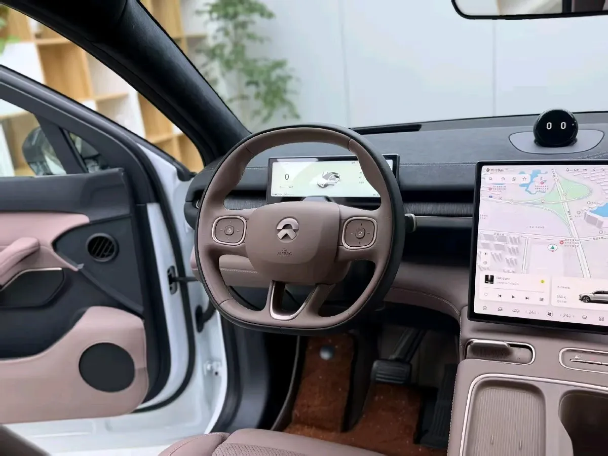 2024 NIO ES6 BEV 75KWH,autocango,china used car exporter,china ev exporter,chinese used car exporter,chinese used ev exporter