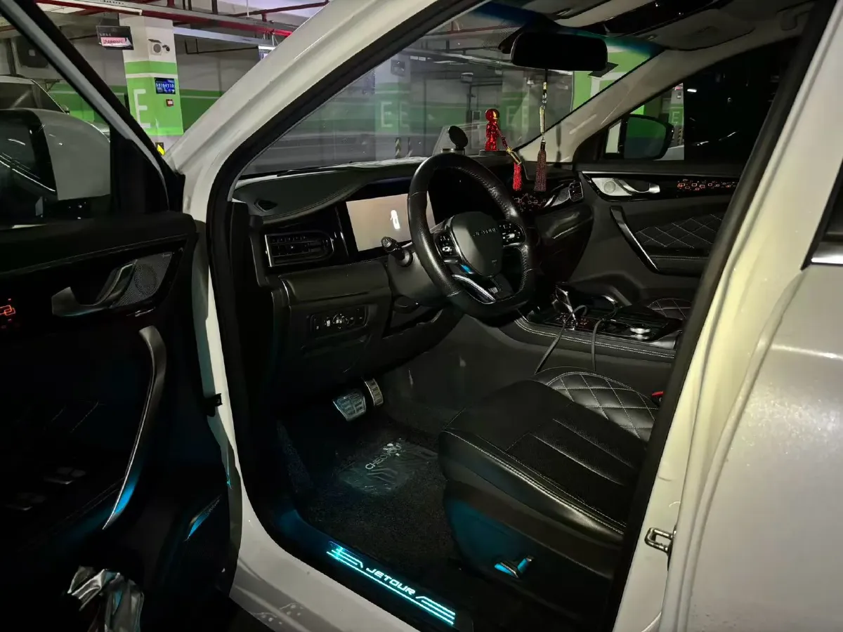 2020 Jetour X95 1.6T 197HP L4 7DCT,autocango,china used car exporter,china ev exporter,chinese used car exporter,chinese used ev exporter