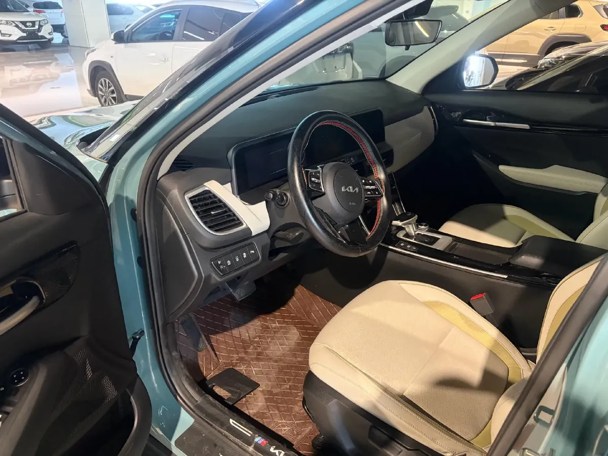 2023 Kia Seltos 1.5L 115HP L4 CVT,autocango,china used car exporter,china ev exporter,chinese used car exporter,chinese used ev exporter