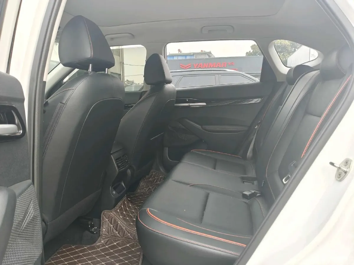 2023 Kia Seltos 1.5L 115HP L4 CVT,autocango,china used car exporter,china ev exporter,chinese used car exporter,chinese used ev exporter