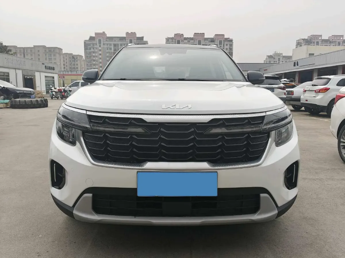2023 Kia Seltos 1.5L 115HP L4 CVT,autocango,china used car exporter,china ev exporter,chinese used car exporter,chinese used ev exporter